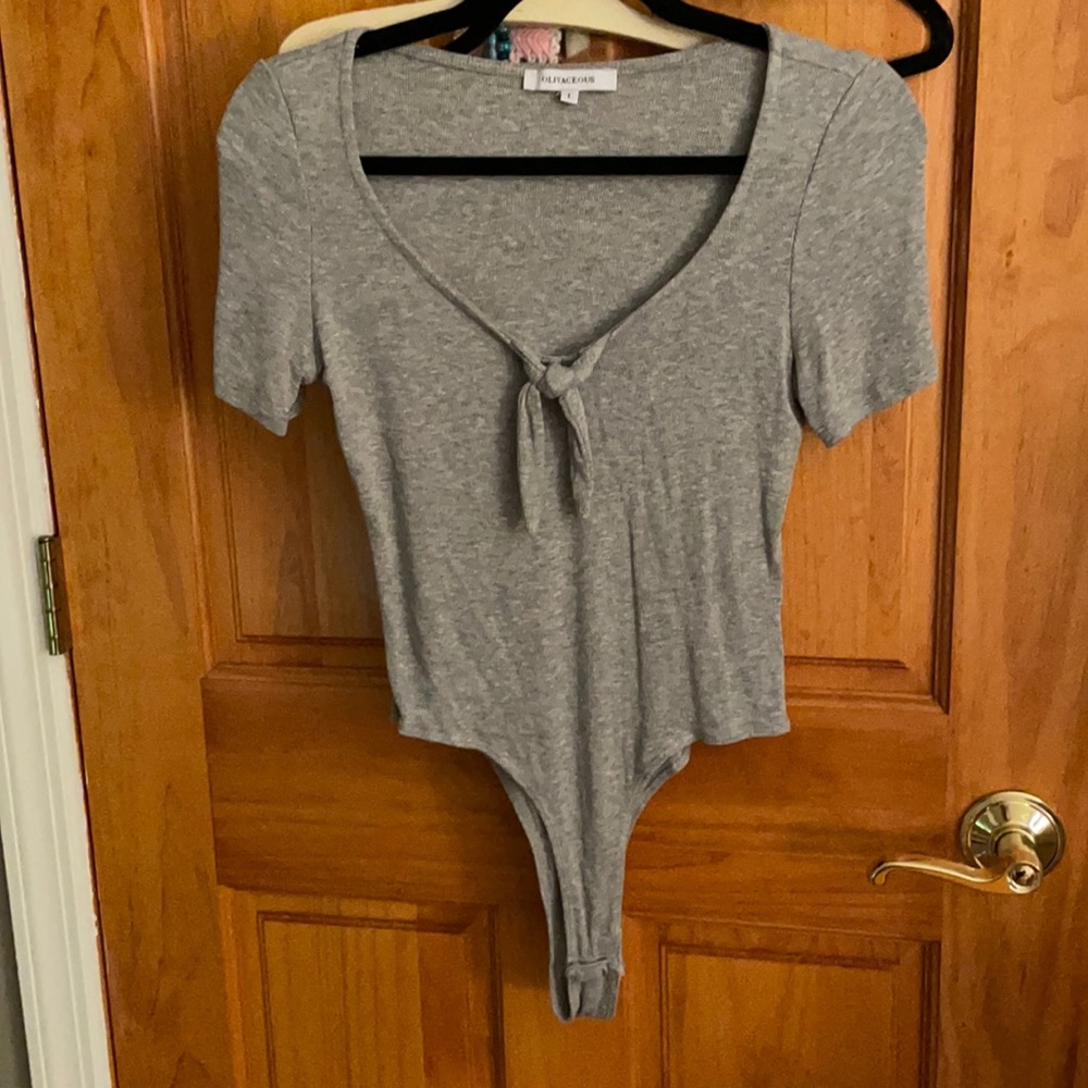 NWOT Olivaceous grey bodysuit with tie